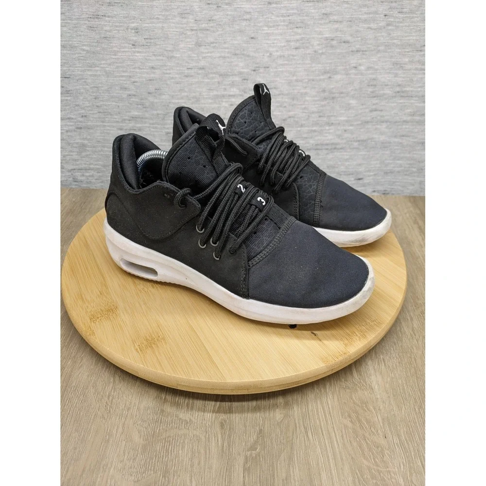 Nike Air‎ Jordan First Class Basketball Shoes Sneakers Black Athletic Size 5Y